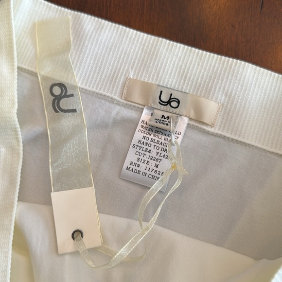 Ya white leggings see thru sides M - Picture 6 of 7